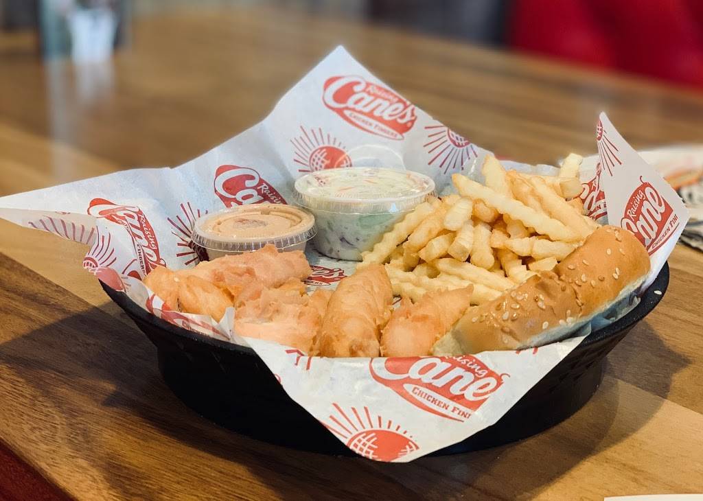 Raising Canes Chicken Fingers | meal takeaway | 3675 Gaylord Pkwy #1100, Frisco, TX 75034, USA | 4693626176 OR +1 469-362-6176