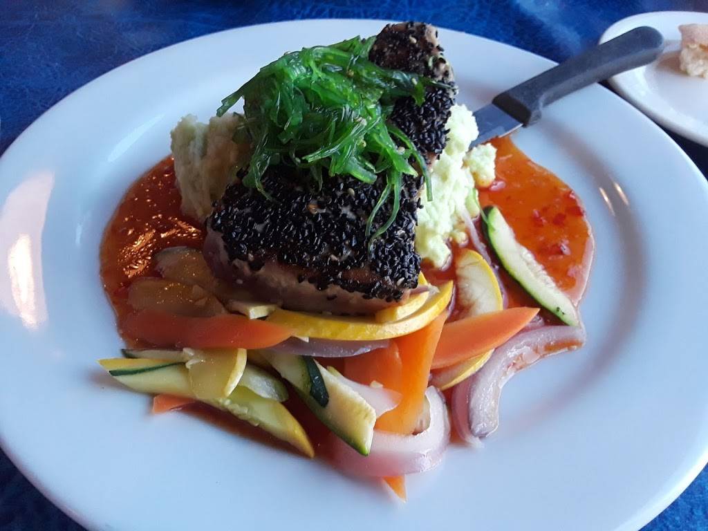 Pearls Saltwater Grille | restaurant | 7000 La Roche Ave, Savannah, GA 31406, USA | 9123528221 OR +1 912-352-8221