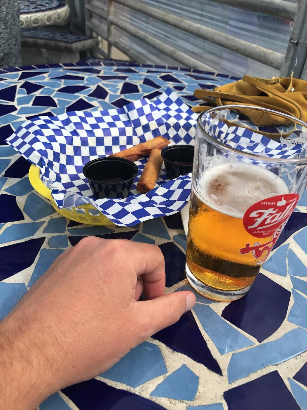 Fathom Bistro, Bait, and Tackle | restaurant | 1776 Shelter Island Dr, San Diego, CA 92106, USA | 6192225835 OR +1 619-222-5835