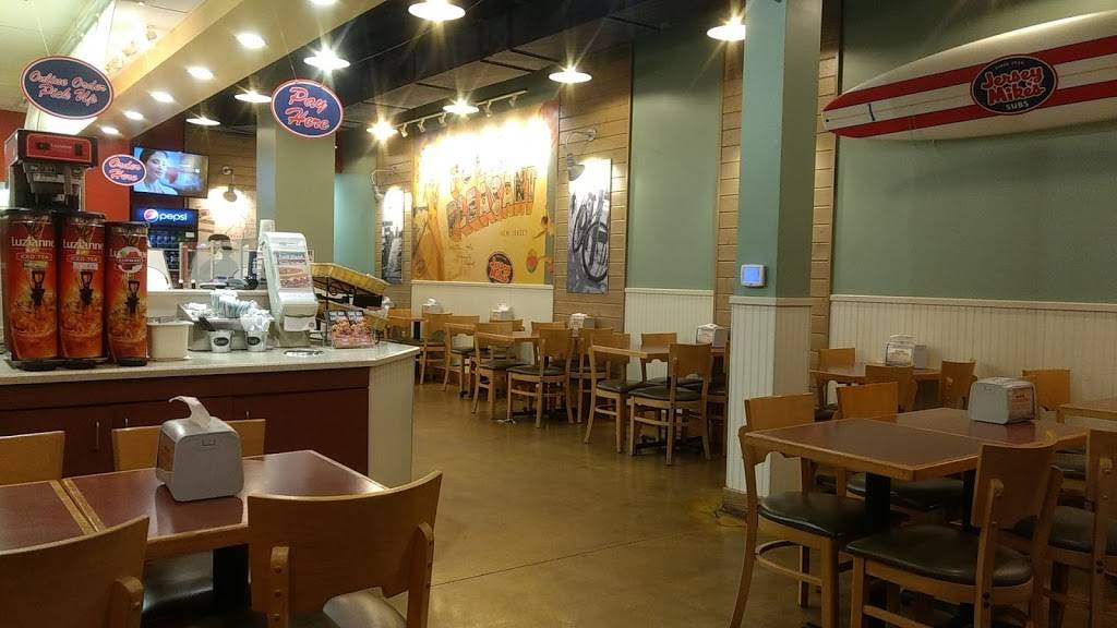 Jersey Mikes Subs | meal takeaway | 17273 Chesterfield Airport Rd, Chesterfield, MO 63005, USA | 6365363064 OR +1 636-536-3064
