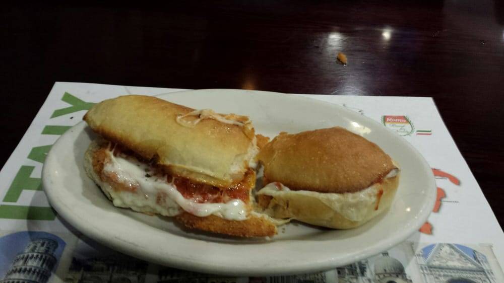 Giannas Pizza Center | restaurant | 6975 W Broward Blvd, Plantation, FL 33317, USA | 9545836009 OR +1 954-583-6009