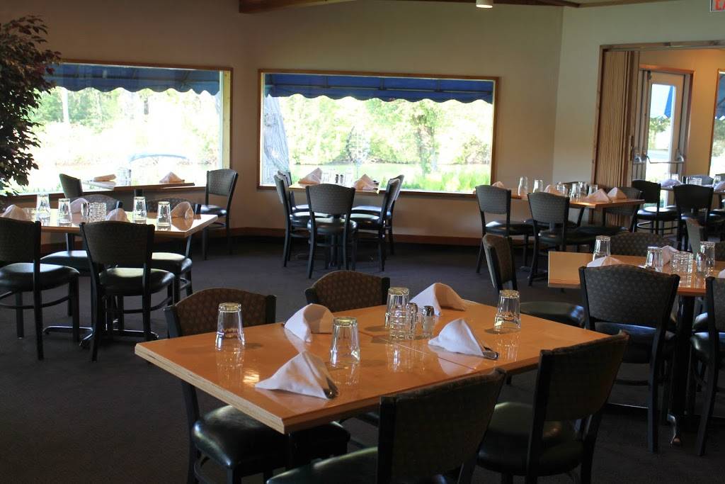 Bluebird Restaurant & Tavern | restaurant | 102 E River St, Leland, MI 49654, USA | 2312569081 OR +1 231-256-9081