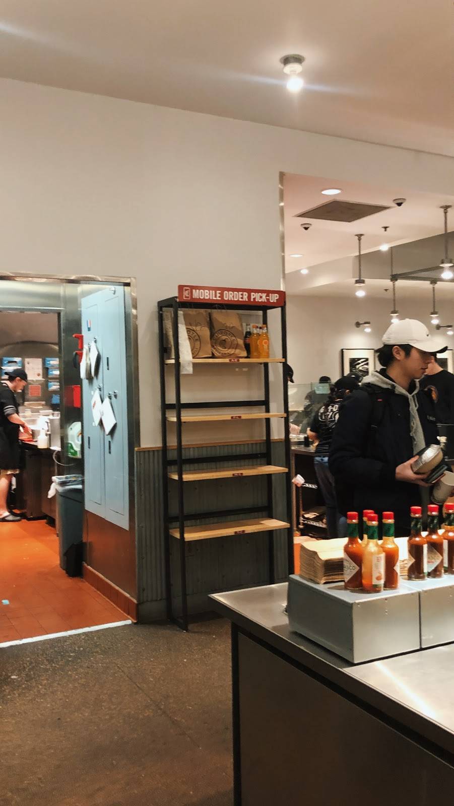 Chipotle Mexican Grill | restaurant | 1600 Warren St Ste 1, Mankato, MN 56001, USA | 5073881222 OR +1 507-388-1222