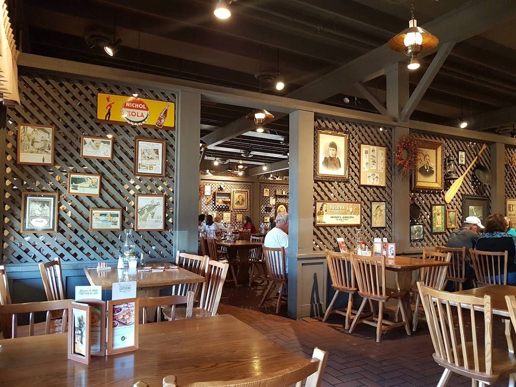 Cracker Barrel Old Country Store | restaurant | 4984 South Kay Bee Drive, Gas City, IN 46933, USA | 7659987790 OR +1 765-998-7790
