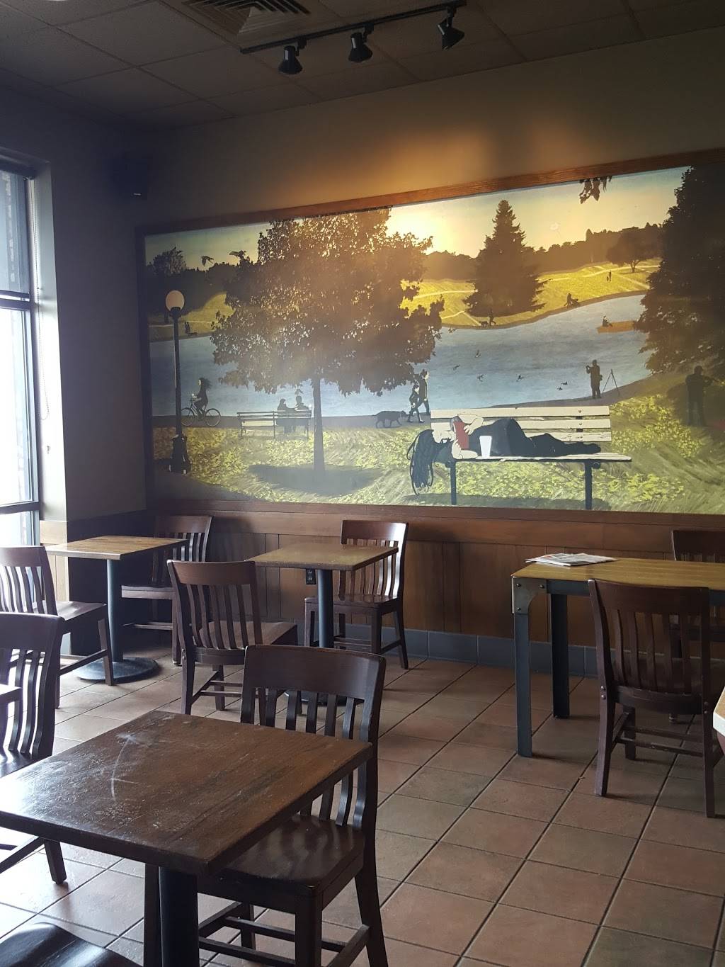 Starbucks | cafe | 301 Gateway N, Marble Falls, TX 78654, USA | 8306932134 OR +1 830-693-2134