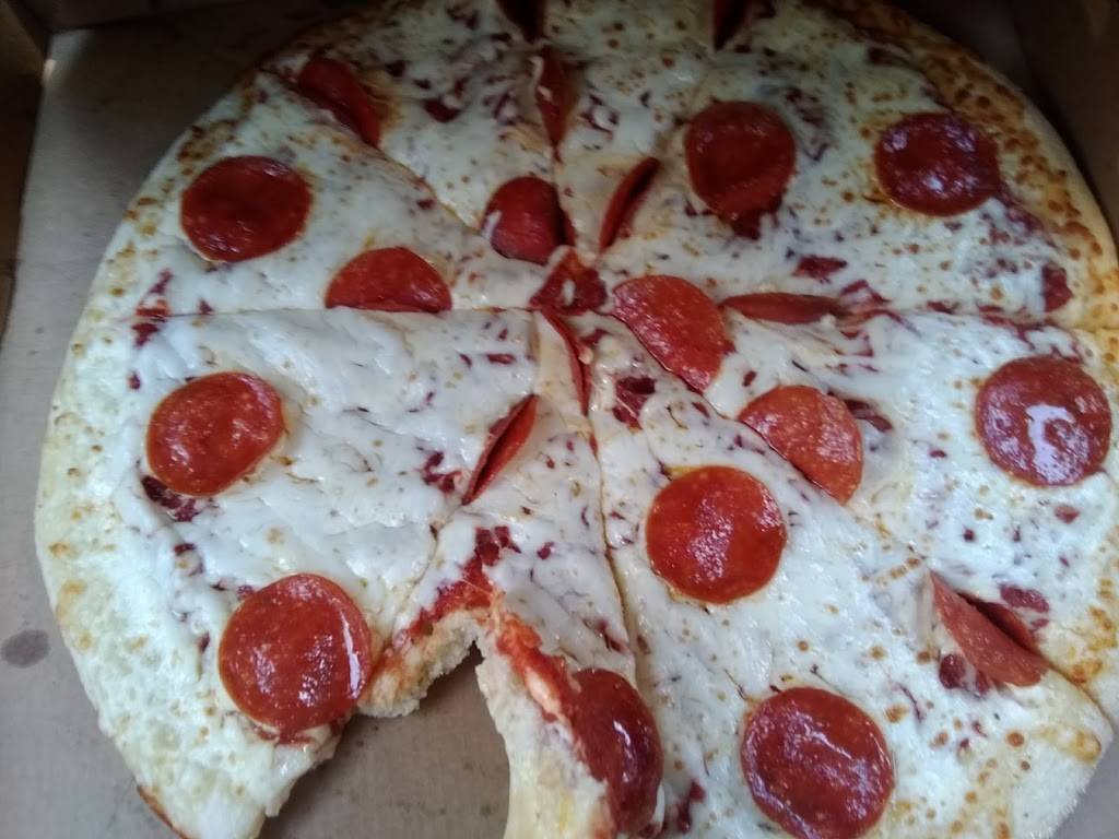 Little Caesars Pizza | meal takeaway | 703 S Neil St Suite A, Champaign, IL 61820, USA | 2176007538 OR +1 217-600-7538