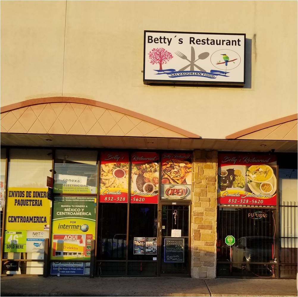 Bettys Restaurant | restaurant | 11220 Airline Dr, Houston, TX 77037, USA | 8323285620 OR +1 832-328-5620