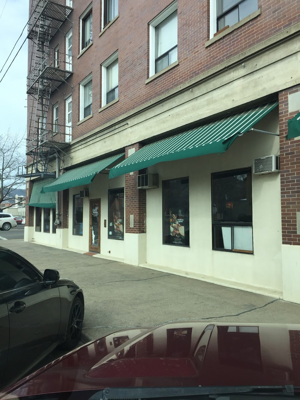 New York Richies | restaurant | 1405 Washington Ave, La Grande, OR 97850, USA | 5416050378 OR +1 541-605-0378