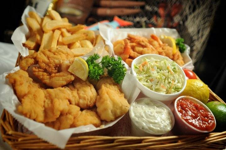 Mid Peninsula Seafood Market & Restaurant | restaurant | 400 49th St S, St. Petersburg, FL 33707, USA | 7273278309 OR +1 727-327-8309