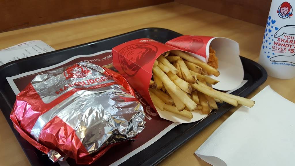 Wendys | restaurant | 1820 NY-112, Medford, NY 11763, USA | 6314475651 OR +1 631-447-5651