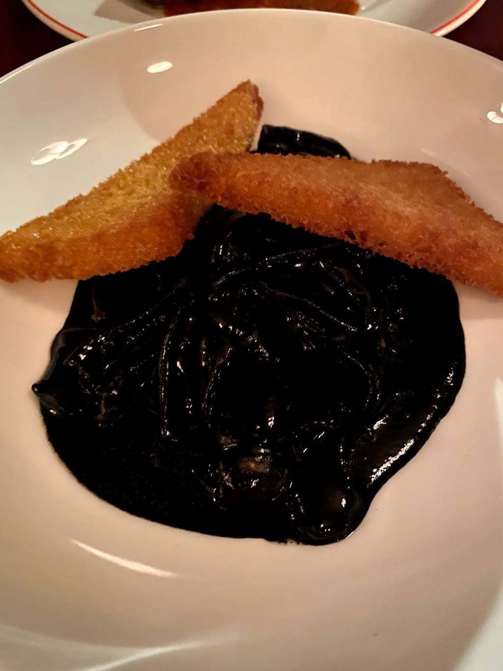 Ernestos | restaurant | 259 E Broadway, New York, NY 10002, USA | 6466928300 OR +1 646-692-8300