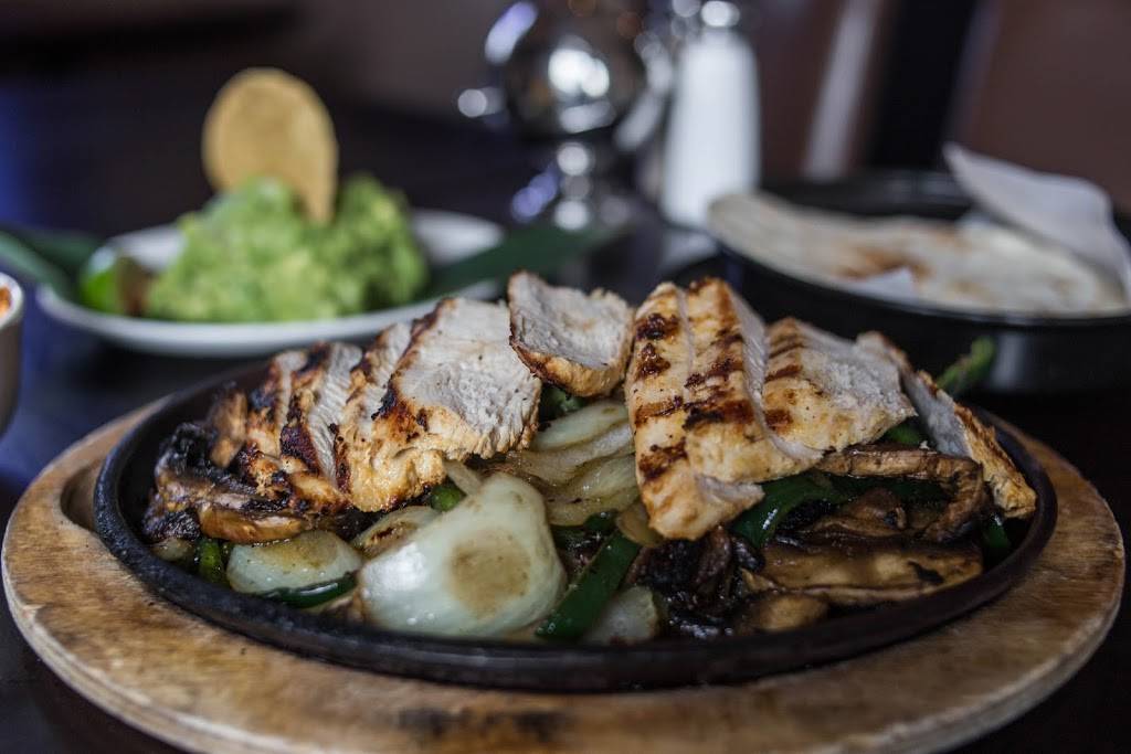 Mi Cocina | restaurant | 5400 Nebraska Furniture Mart Dr, The Colony, TX 75056, USA | 4697775050 OR +1 469-777-5050