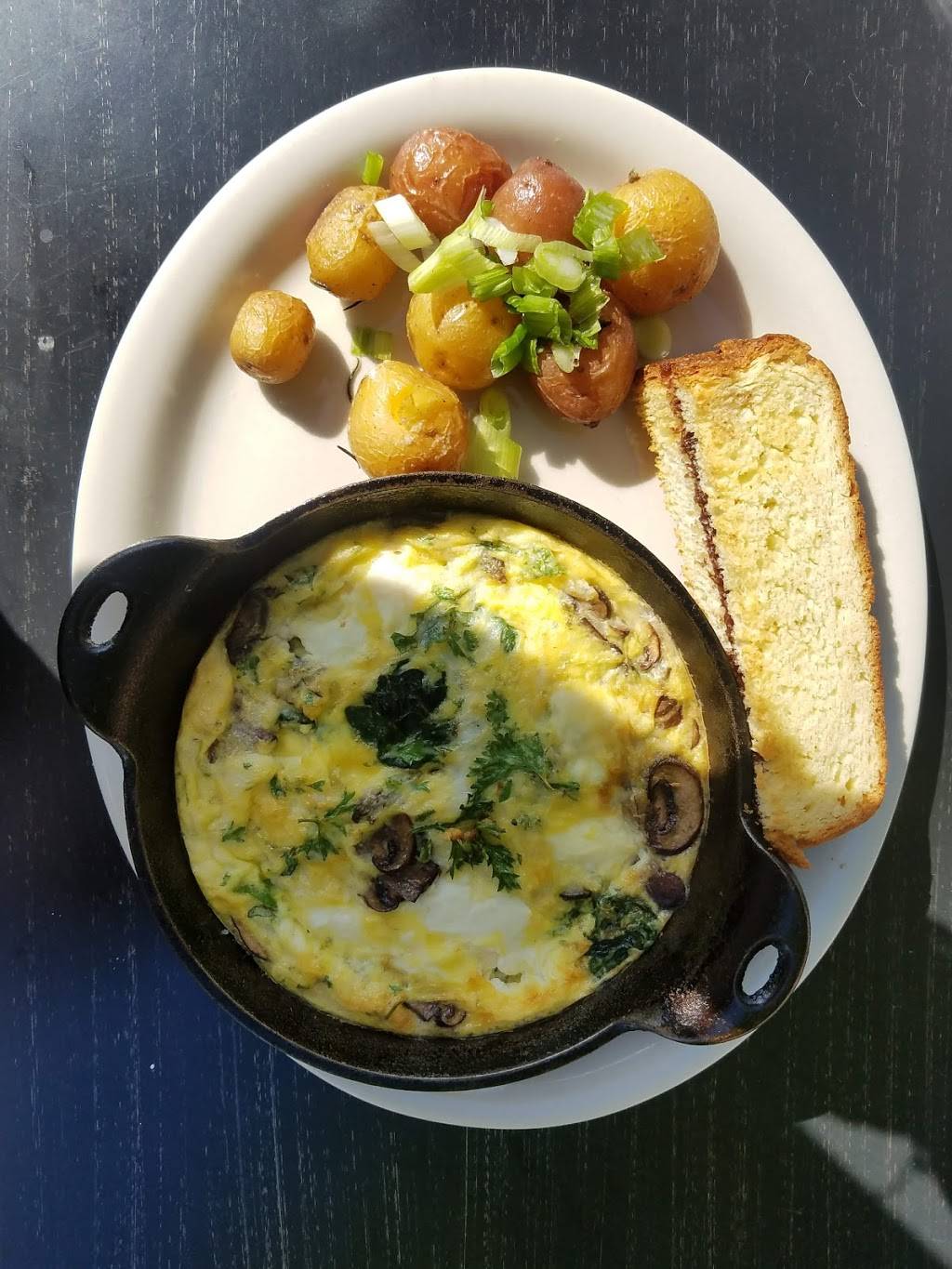 Tootsies At The Stanford Barn | cafe | 700 Welch Rd, Palo Alto, CA 94305, USA | 6505668445 OR +1 650-566-8445