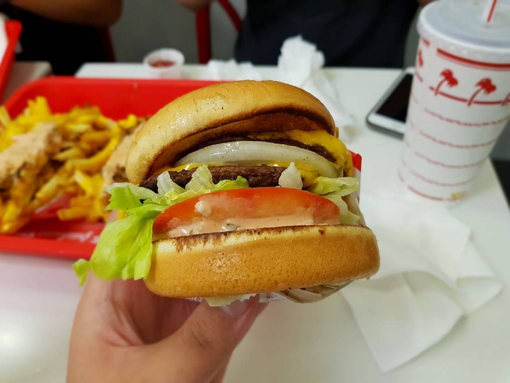 In-N-Out Burger | restaurant | 4515 Airport Blvd, Austin, TX 78751, USA | 8007861000 OR +1 800-786-1000