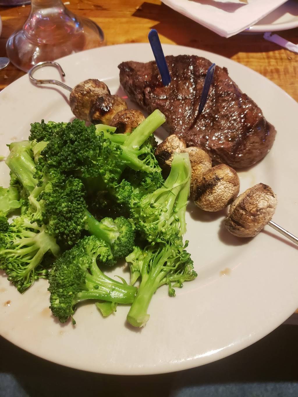 Logans Roadhouse | restaurant | 6685 Airways Blvd, Southaven, MS 38671, USA | 6627725015 OR +1 662-772-5015