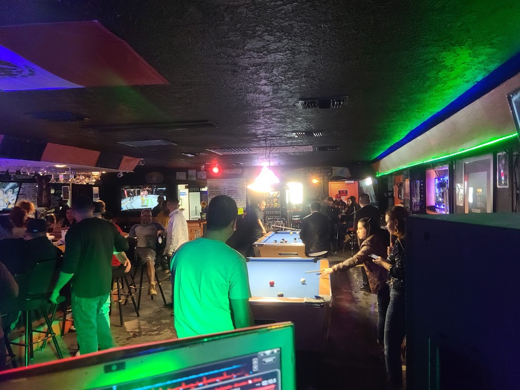 The Wonder Bar | restaurant | 2034 Plaza Dr, Bullhead City, AZ 86442, USA | 9287639221 OR +1 928-763-9221