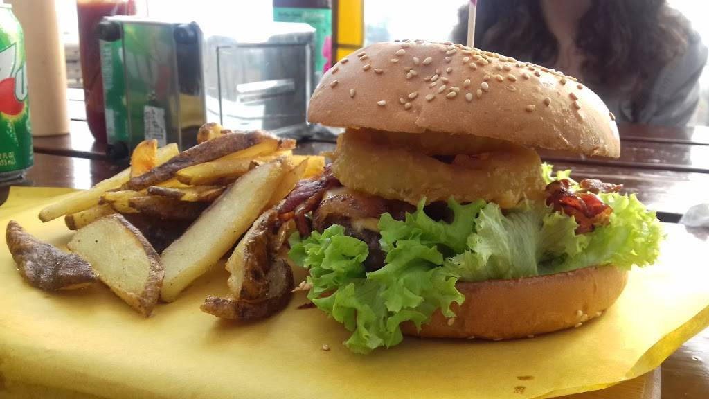 Urban Pirate Burgers | restaurant | Popotla 28232, Villas de Rosarito, 22710 Rosarito, B.C., Mexico | 016644120867 OR +52 664 412 0867