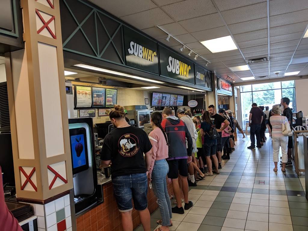 Pizza Hut Express | restaurant | 100 QC-201, Rigaud, QC J0P 1P0, Canada | 4504581000 OR +1 450-458-1000