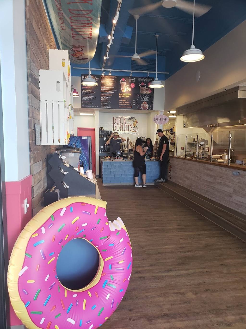 Duck Donuts | cafe | 18591 Main St, Huntington Beach, CA 92648, USA | 7143755430 OR +1 714-375-5430