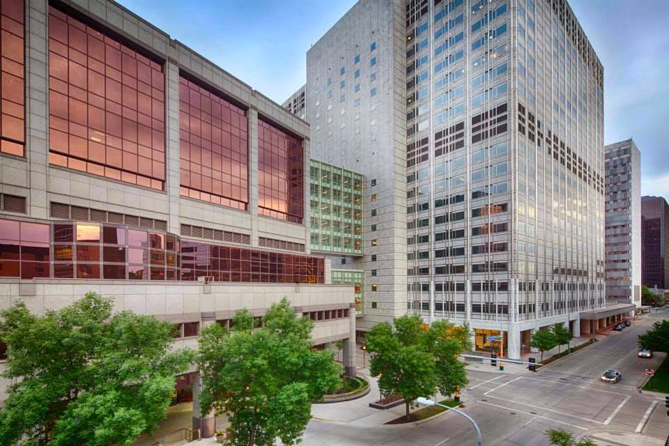 Kahler Inn & Suites | restaurant | 9 3rd Ave NW, Rochester, MN 55901, USA | 5072859200 OR +1 507-285-9200