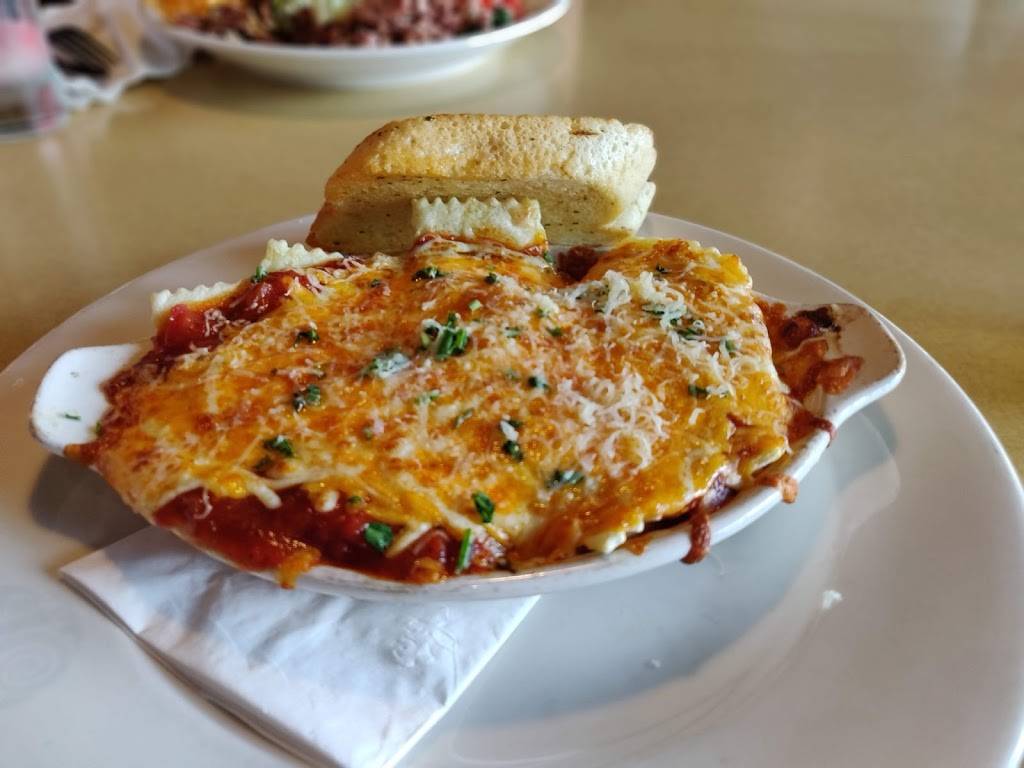 Boston Pizza | restaurant | 1602 The Queensway, Etobicoke, ON M8Z 1V1, Canada | 4162019555 OR +1 416-201-9555