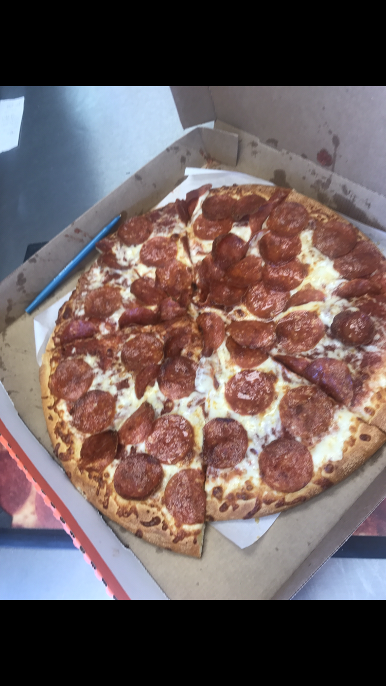 Little Caesars Pizza | meal takeaway | 4673 Riverside Dr, Chino, CA 91710, USA | 9095484955 OR +1 909-548-4955