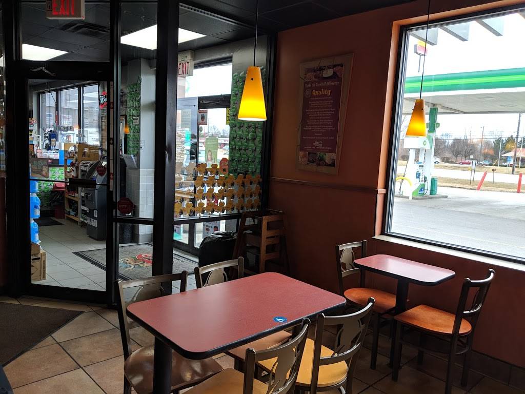 Taco Bell | meal takeaway | 1365 E Main St, Bellevue, OH 44811, USA | 4194836050 OR +1 419-483-6050