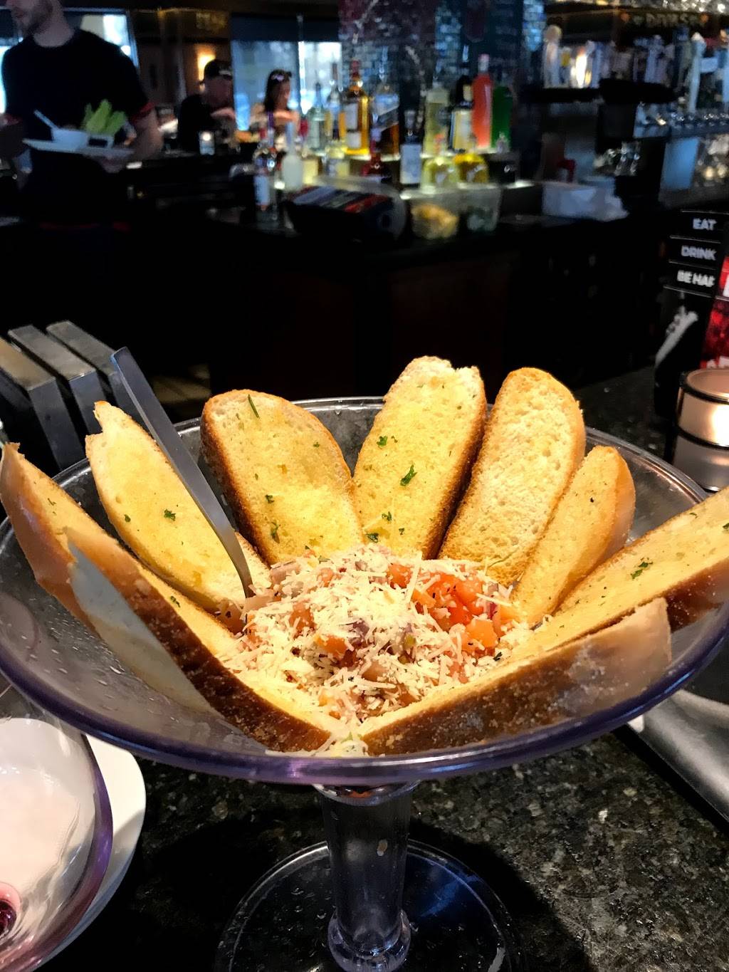 Bar Louie - Bensalem | night club | 600 Rockhill Dr, Bensalem, PA 19020, USA | 2676841360 OR +1 267-684-1360