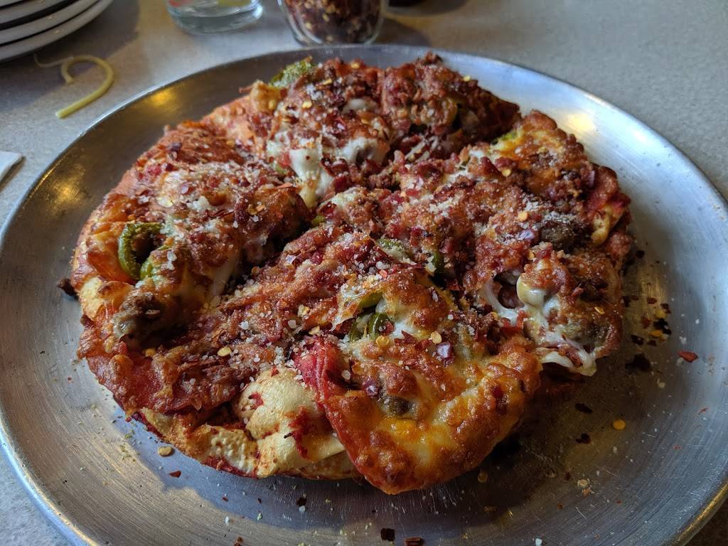 Gepettos Italian Restaurant Sports Bar | restaurant | 126 Pioneer Ave E, Montesano, WA 98563, USA | 3602494445 OR +1 360-249-4445