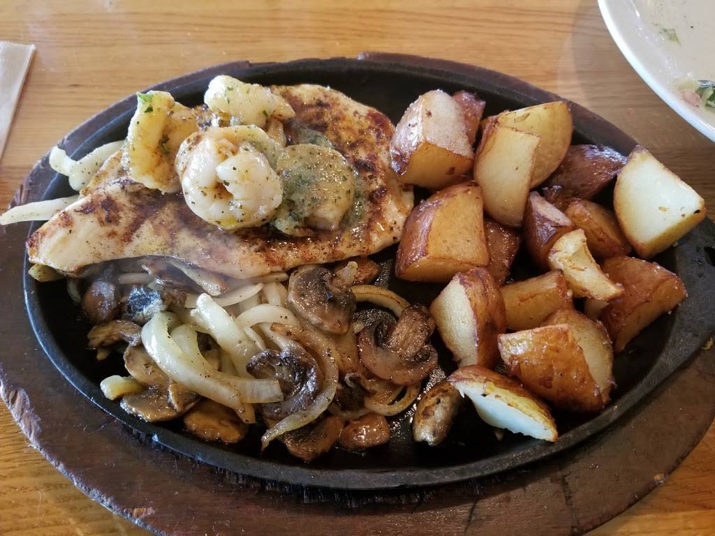 Applebees Grill + Bar | restaurant | 230 Arteva Dr, Lakeland, FL 33809, USA | 8638538400 OR +1 863-853-8400