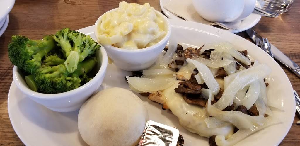 Ole Rooste | restaurant | 2204 Park Rd, Connersville, IN 47331, USA | 7656920625 OR +1 765-692-0625