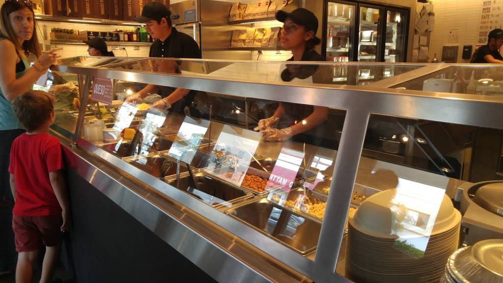 Chipotle Mexican Grill | restaurant | 8420 Beverly Blvd, West Hollywood, CA 90048, USA | 3237821281 OR +1 323-782-1281