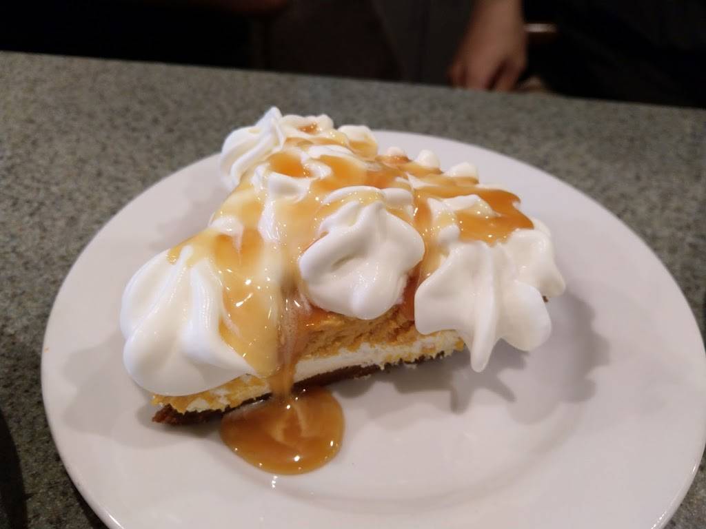 Marie Callenders | restaurant | 5622 Freeport Blvd, Sacramento, CA 95822, USA | 9163914300 OR +1 916-391-4300