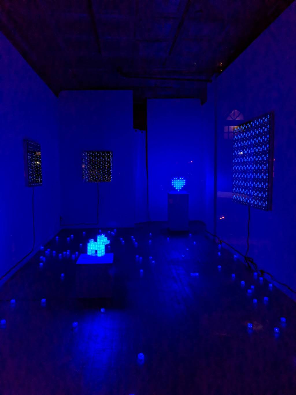 Chloe 81 | restaurant | 81 Ludlow St, New York, NY 10002, USA | 2126770067 OR +1 212-677-0067