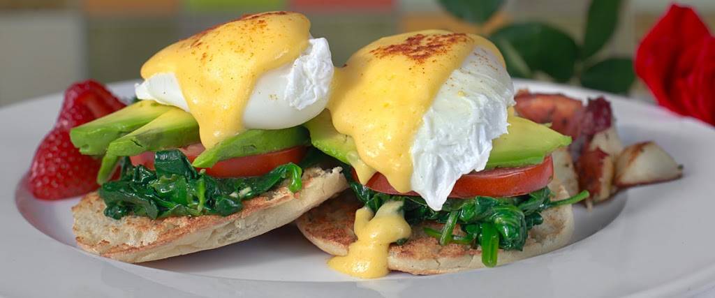 Carmels Bistro Giovanni | restaurant | San Carlos & 5th Avenue, Carmel-By-The-Sea, CA 93921, USA | 8316266003 OR +1 831-626-6003