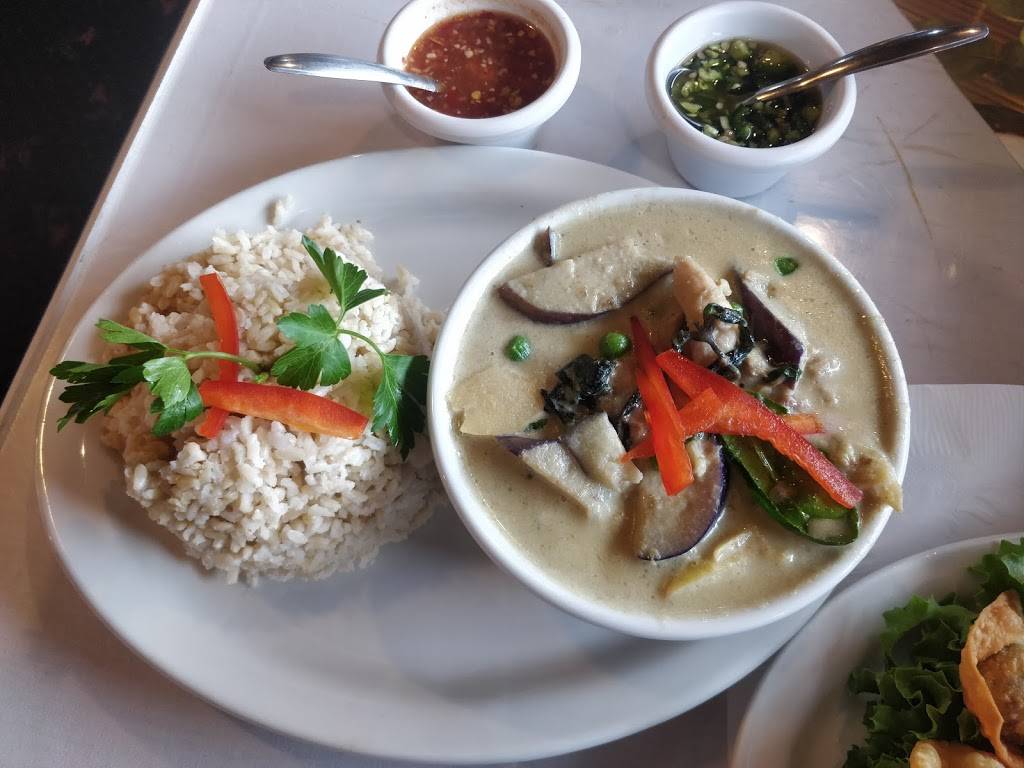 Thai Royal Orchid | restaurant | 6735 N First St # 110, Fresno, CA 93710, USA | 5594310132 OR +1 559-431-0132