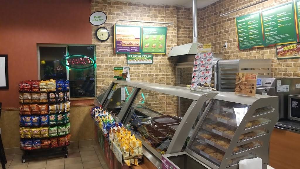 Subway | meal takeaway | 23530 NE, Redmond-Fall City Rd NE Suite B, Redmond, WA 98053, USA | 4256368528 OR +1 425-636-8528