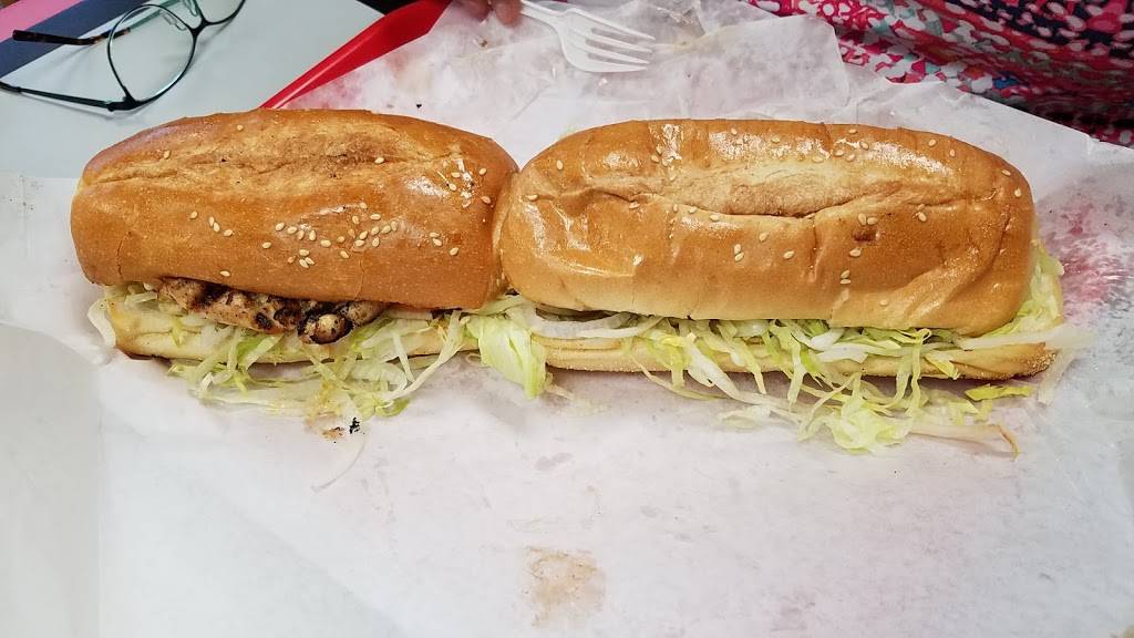 Flips Beef of Glen Ellyn | meal takeaway | 5647, 340 Roosevelt Rd, Glen Ellyn, IL 60137, USA | 6304695828 OR +1 630-469-5828