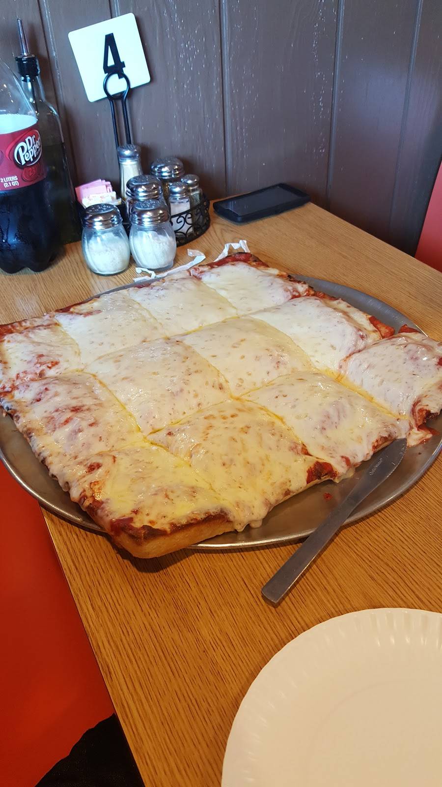 Joes Pizzeria & Restaurant | meal delivery | 586 US-46, Kenvil, NJ 07847, USA | 9735843335 OR +1 973-584-3335