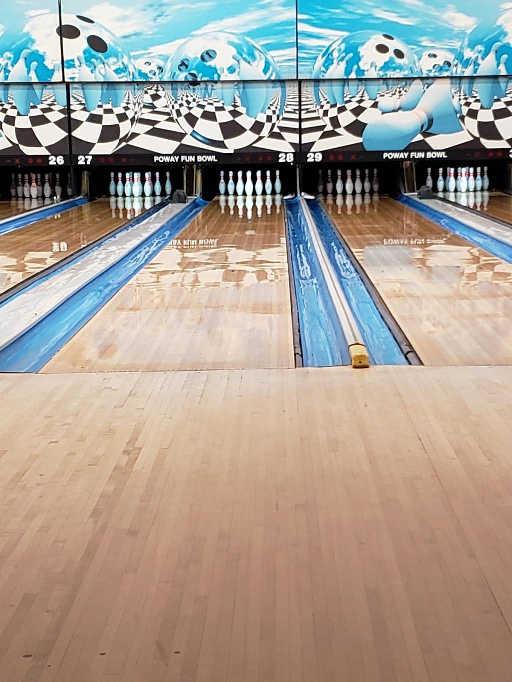 Poway Fun Bowl | night club | 12941 Poway Rd, Poway, CA 92064, USA | 8587489110 OR +1 858-748-9110