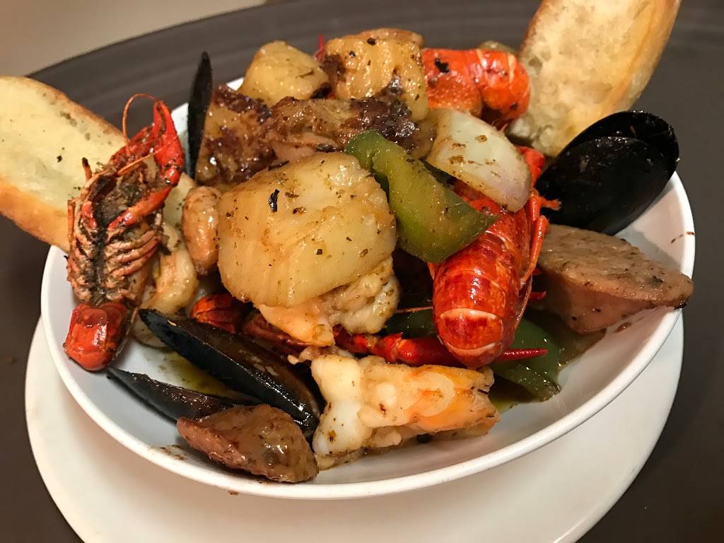 Papas Smokehouse Saloon | restaurant | 2715 North Point Rd, Dundalk, MD 21222, USA | 4437127272 OR +1 443-712-7272