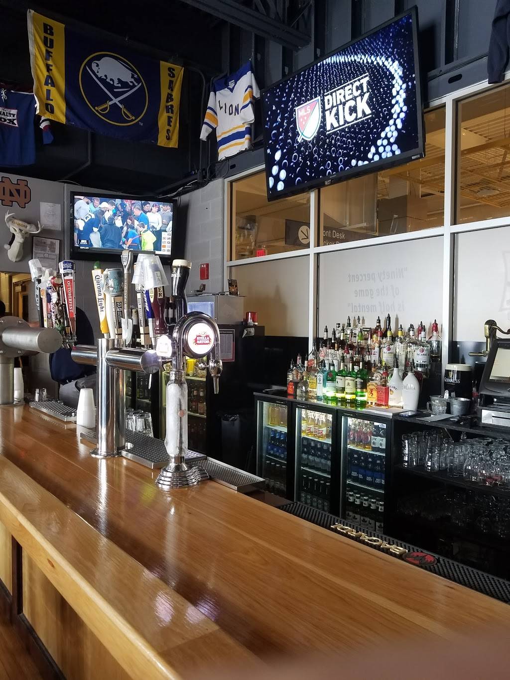 The Penalty Box | restaurant | 34 Chestnut St #6, Lockport, NY 14094, USA | 7167270993 OR +1 716-727-0993