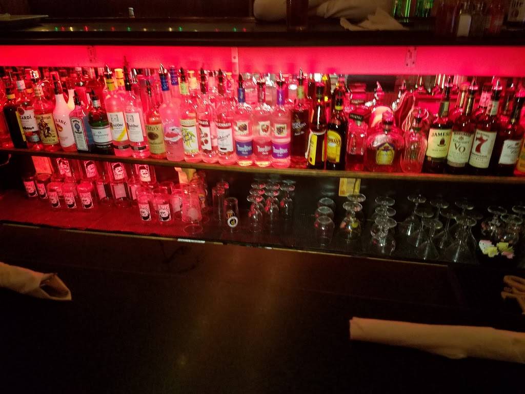 Carls Tavern | restaurant | 3386 William Penn Hwy, Pittsburgh, PA 15235, USA | 4128234050 OR +1 412-823-4050