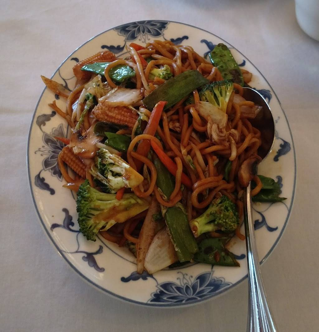 House Of Chou | restaurant | 12508 Dillingham Square, Woodbridge, VA 22192, USA | 7035900596 OR +1 703-590-0596