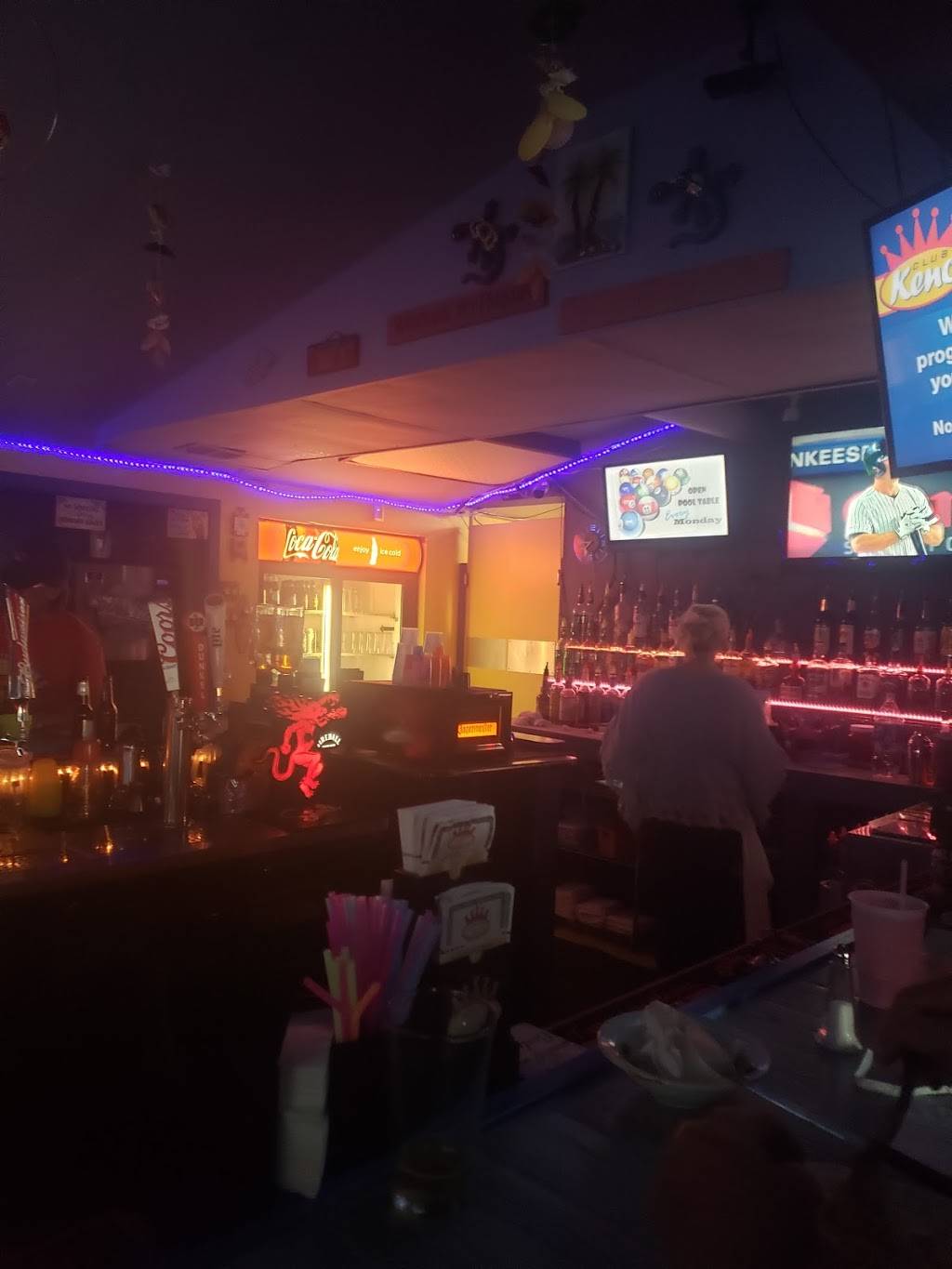 Paradise Bar & Grill | restaurant | 1100 N Scott Ave, Belton, MO 64012, USA | 8164255828 OR +1 816-425-5828