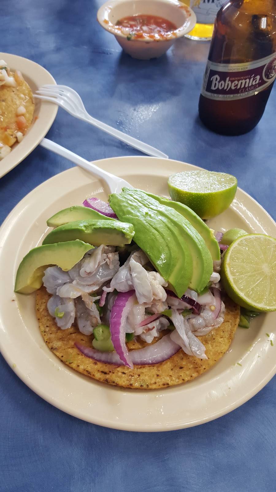 Viva La Vida Mariscos | restaurant | 8219 De Soto Ave, Canoga Park, CA 91304, USA | 8187099867 OR +1 818-709-9867