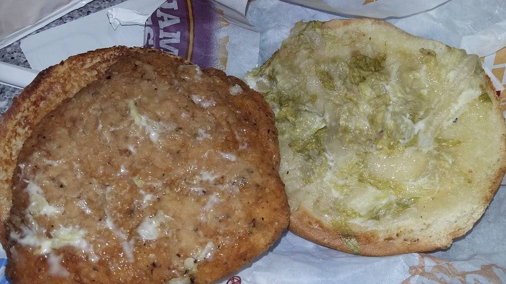 Hardees | restaurant | 304 E National Ave, Brazil, IN 47834, USA | 8124481826 OR +1 812-448-1826