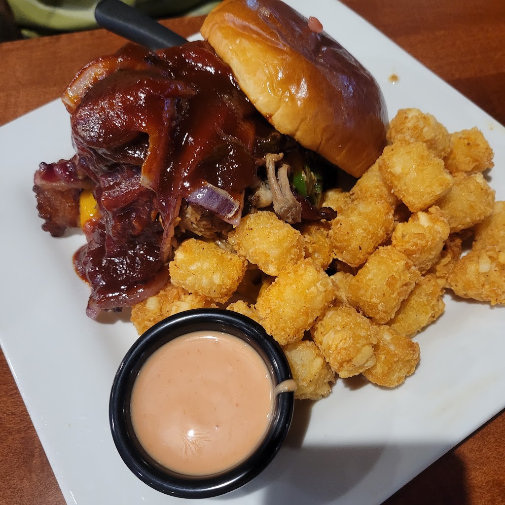 Pint House Burgers & Brews | restaurant | 9214 E Mission Ave, Spokane Valley, WA 99206, USA | 5092423650 OR +1 509-242-3650