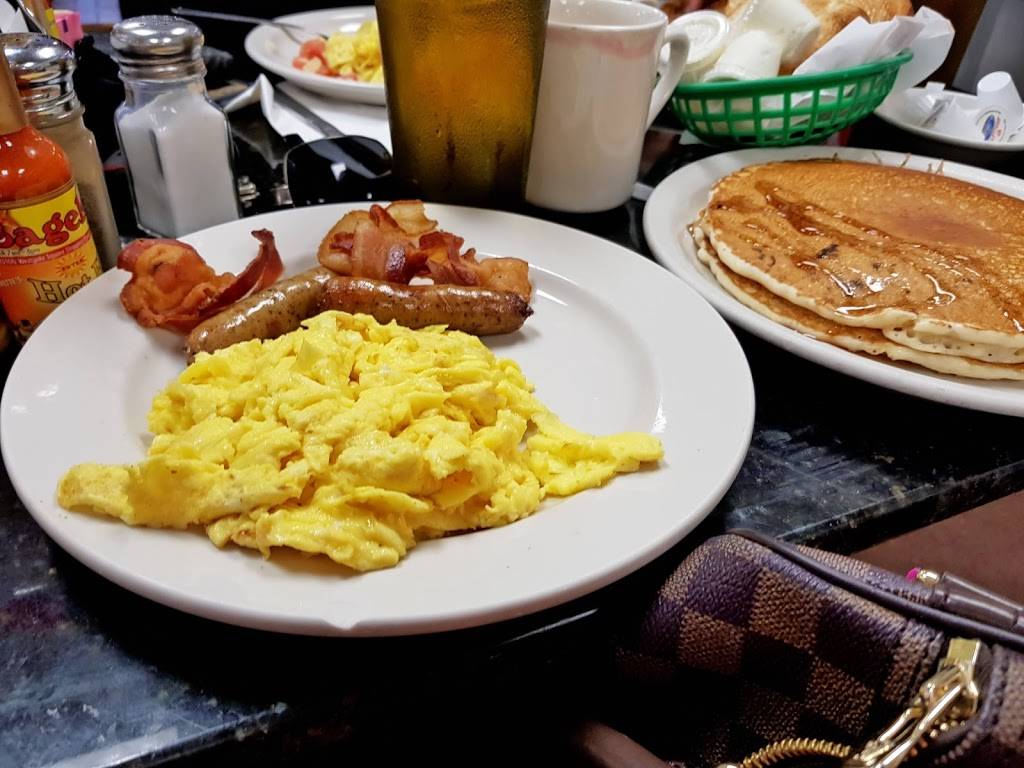 Bagelmania Restaurant | restaurant | 15842 FL-84, Sunrise, FL 33326, USA | 9543848090 OR +1 954-384-8090