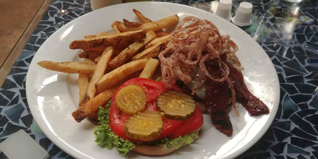 Artzy Cafe | cafe | 12238 Main St, Trenton, GA 30752, USA | 7066572780 OR +1 706-657-2780